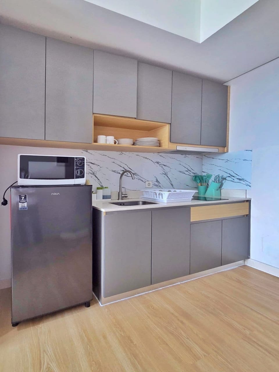 Apartment, 3 Bedrooms, City View | Private kitchen | Mini-fridge, stovetop, cookware/dishes/utensils