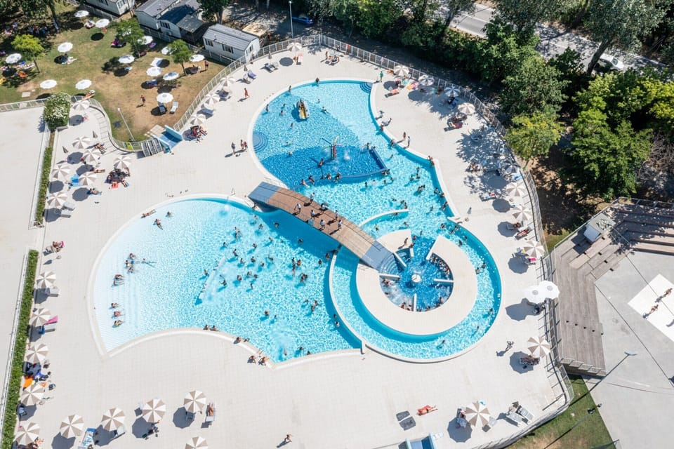 Holiday Home Swimming Pool