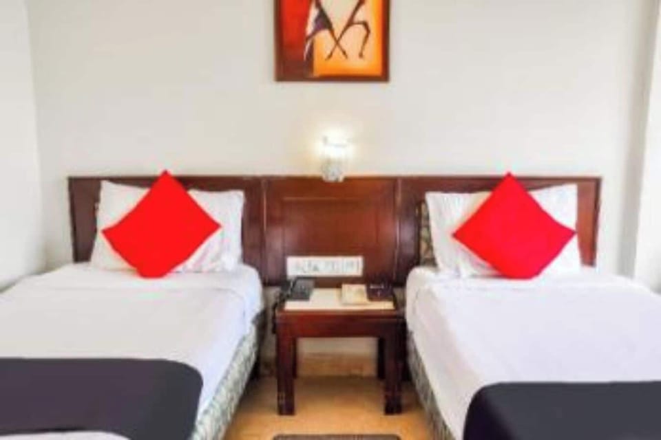 Executive Room | Desk