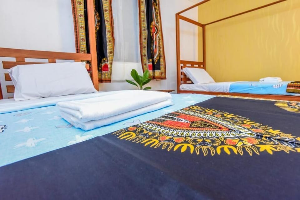 Deluxe Twin Room | Free WiFi, bed sheets