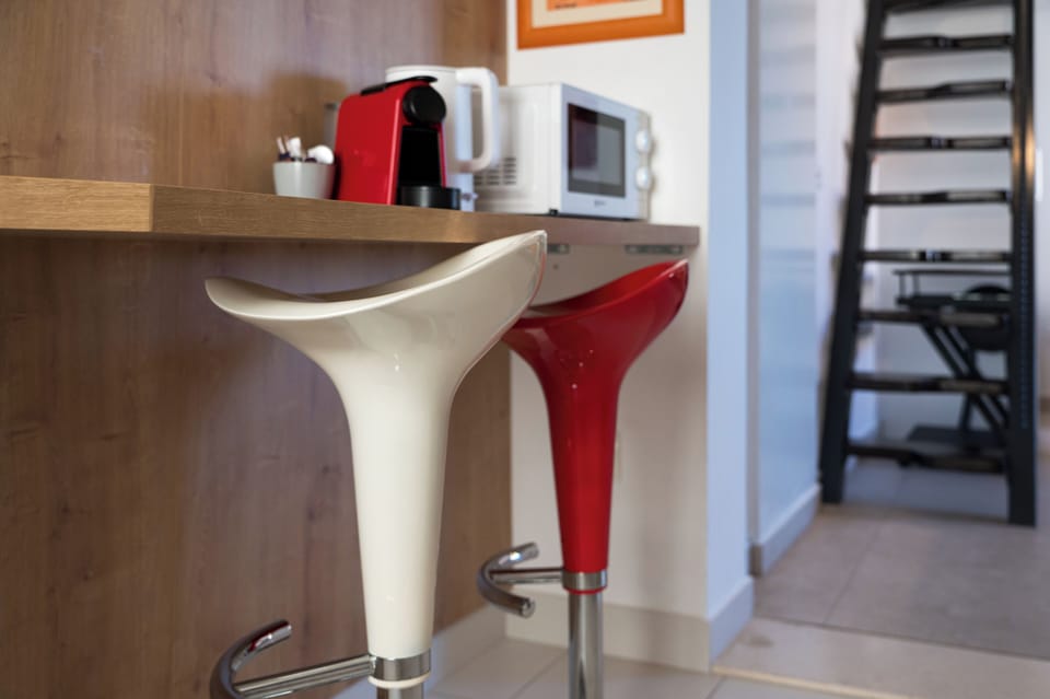 Duplex, Sea View | Private kitchen | Coffee/tea maker, electric kettle