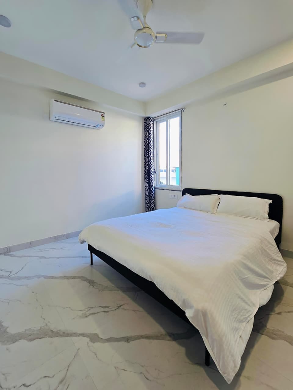 Deluxe Apartment | Free WiFi