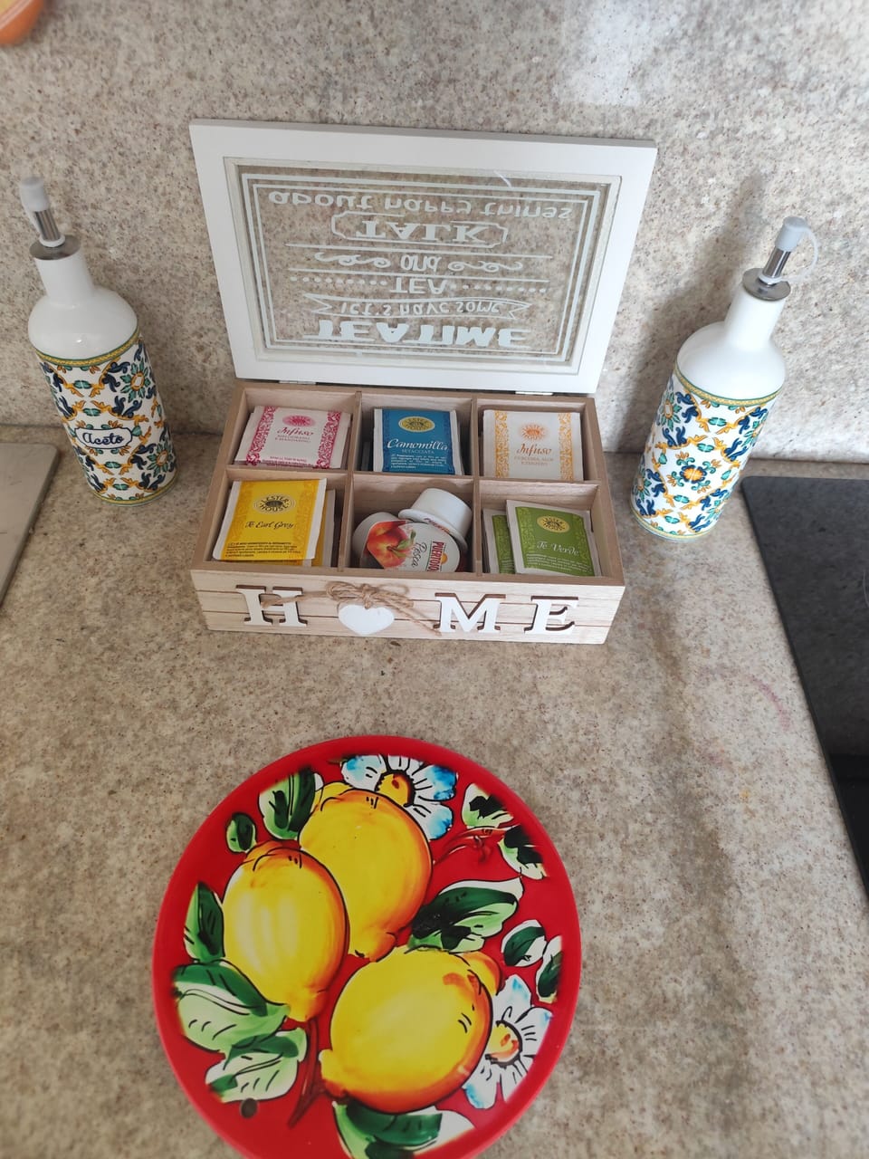 Bathroom amenities