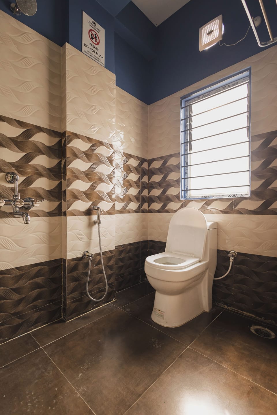 Deluxe Quadruple Room, City View | Bathroom | Shower, towels, soap, shampoo