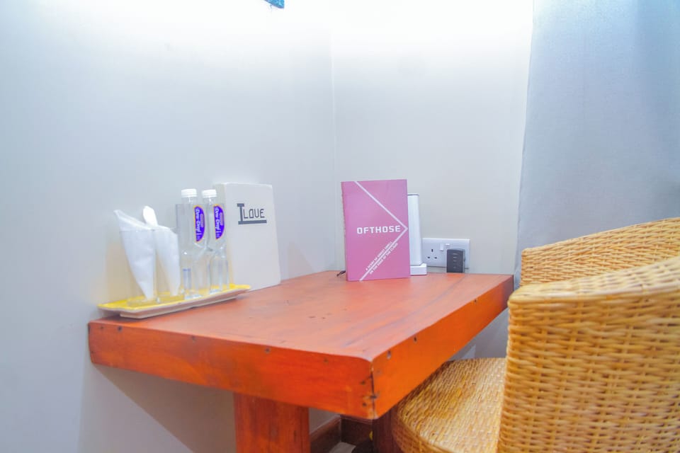 Standard Double Room, Garden View | Desk, laptop workspace, WiFi (free)