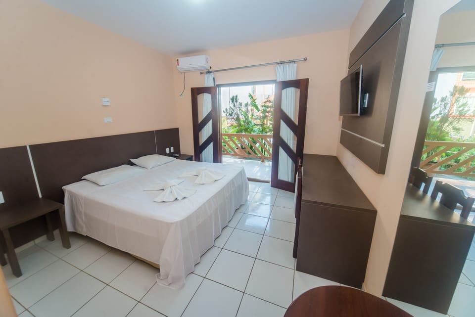 Superior Double or Twin Room | Minibar, in-room safe, desk, free WiFi