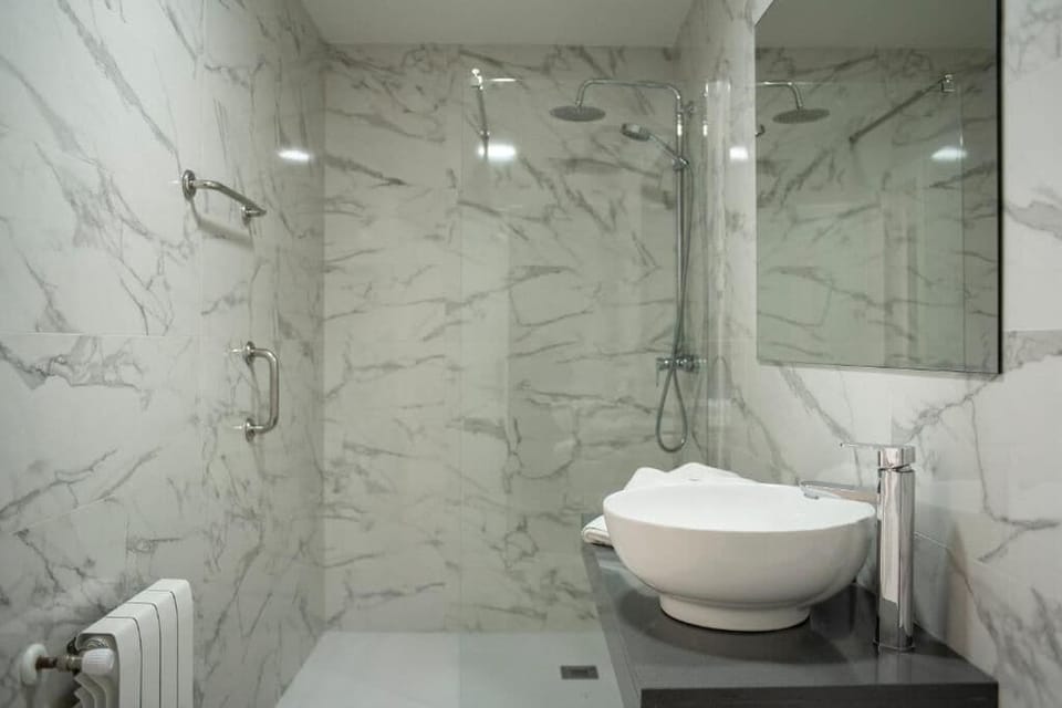 Shower, towels, soap, shampoo