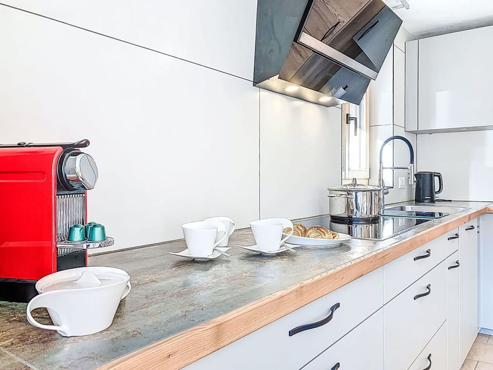 Kitchen, Kitchen Appliance, Countertop, Home Appliance, Flooring, Interior Design, Cabinetry, Major Appliance, Furniture, Plumbing Fixture