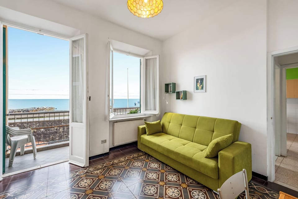 Family Apartment, Multiple Bedrooms, Sea Facing (Amiadò) | Living area | TV