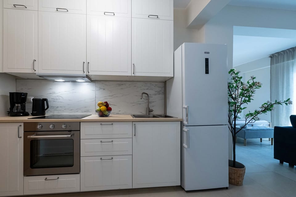 House | 1 bedroom, desk, soundproofing, Internet