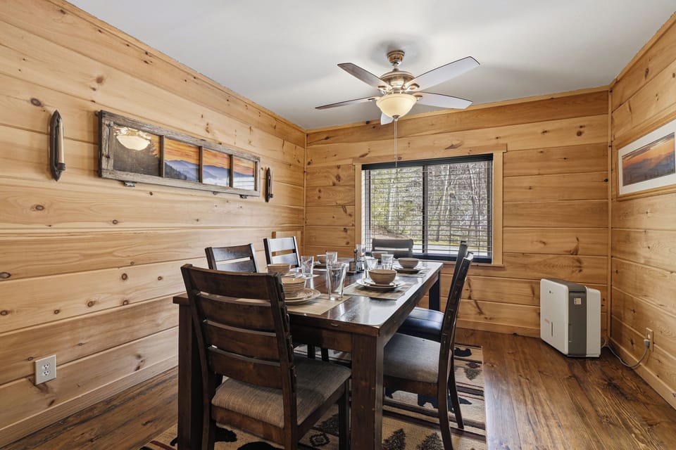 Dining space for family meals & gatherings