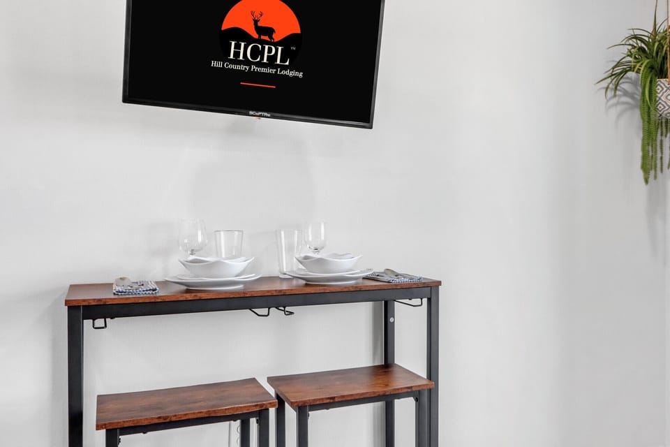 Enjoy meals with company