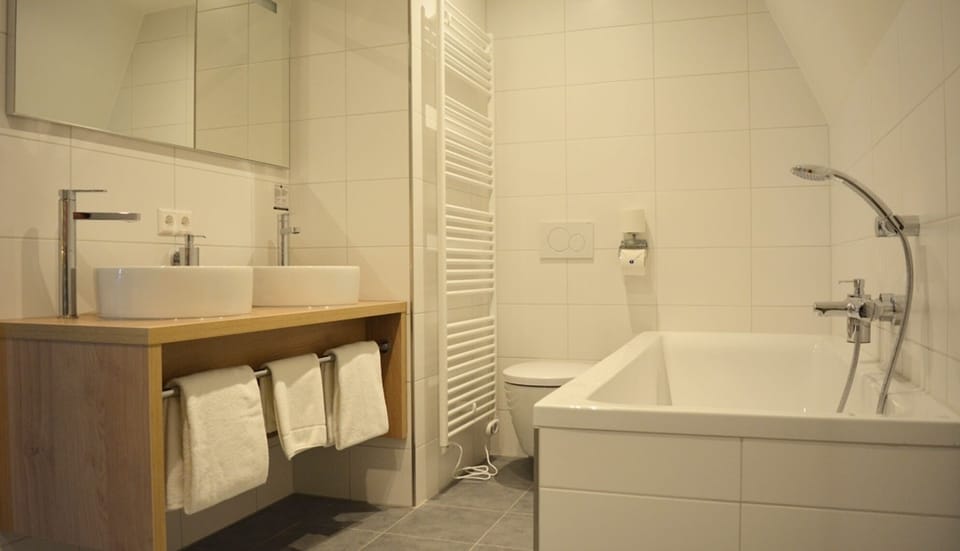 Refresh with a deep tub and crisp, spotless finishes.