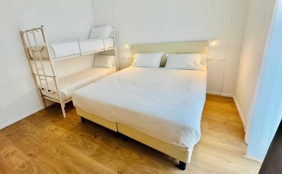 Deluxe Room, City View