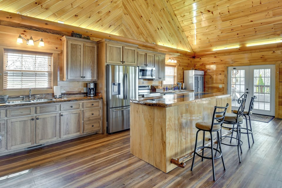 House (3 Bedrooms) | Interior