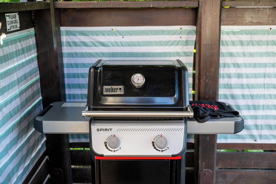 Weber grill to ensure perfect picnic/grill moments during your stay
