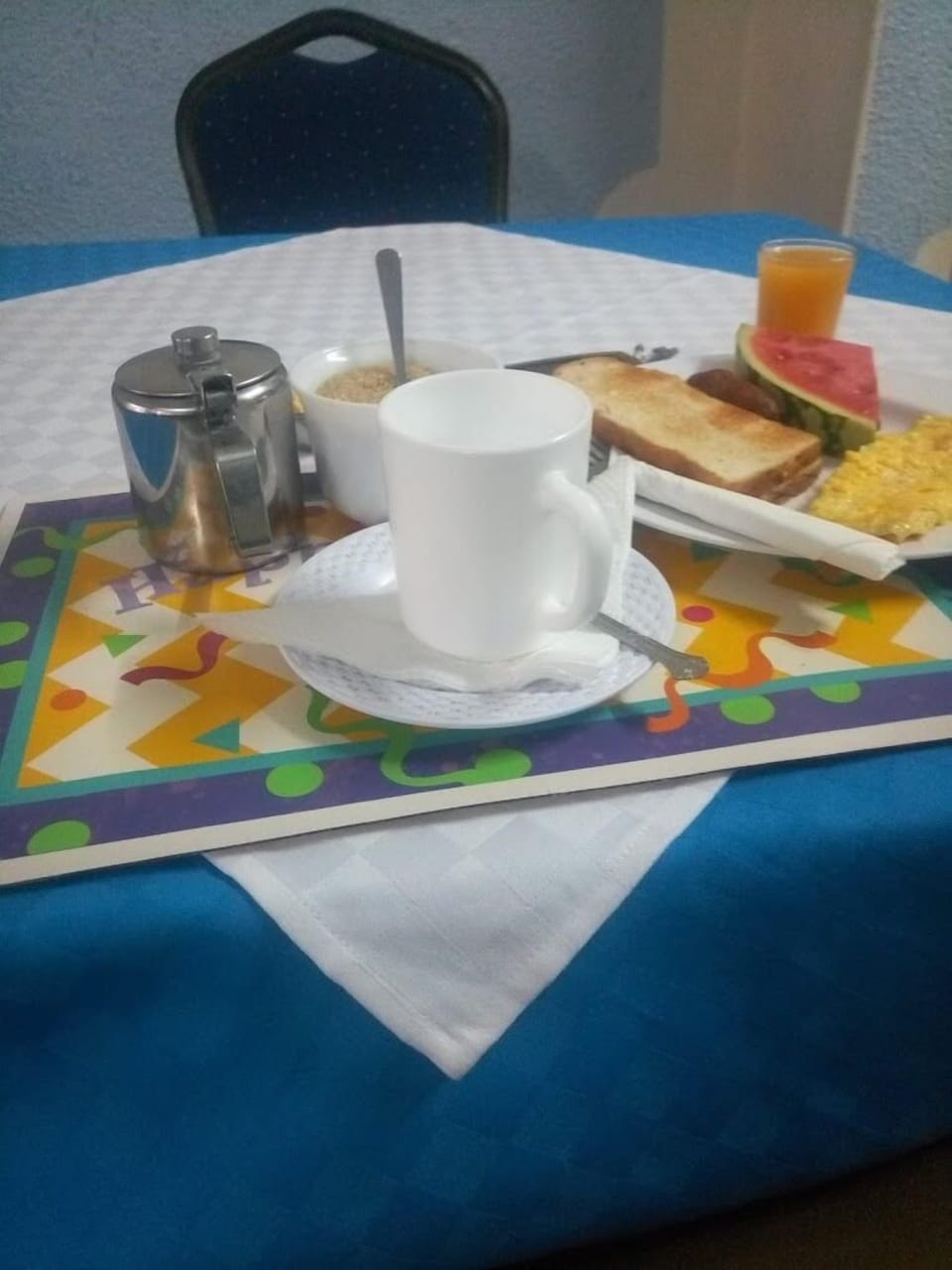 Free daily continental breakfast