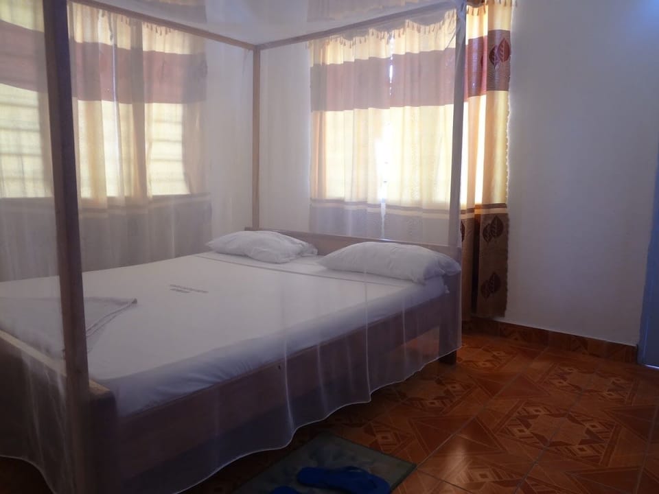 Deluxe Double Room, City View | Free WiFi, bed sheets