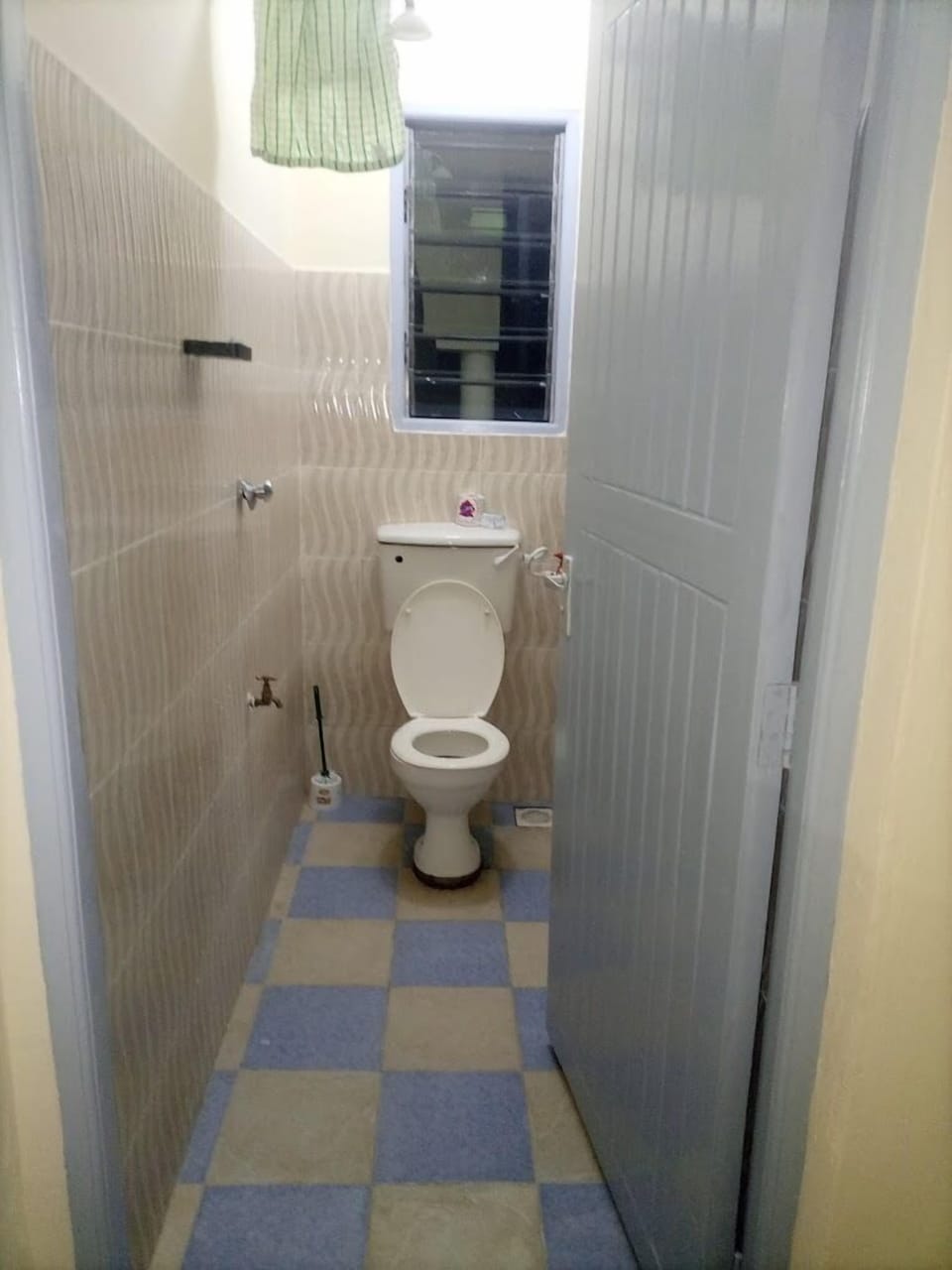 Deluxe Double Room, City View | Bathroom | Shower, slippers, bidet, towels