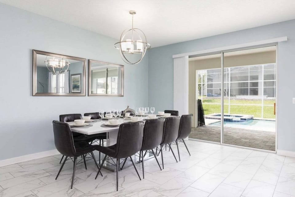 Villa, Multiple Bedrooms | Dining