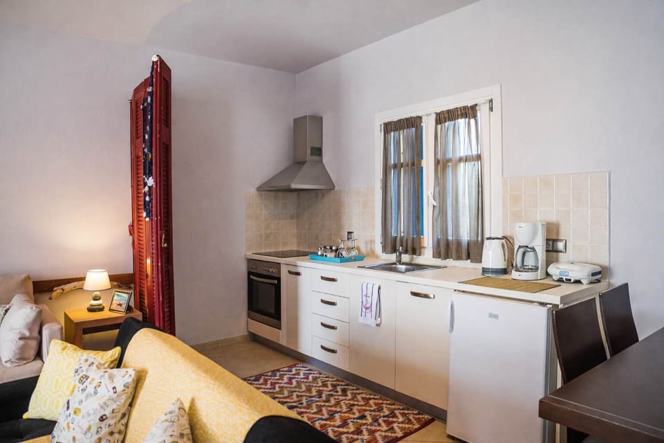 Fully equipped kitchen for easy meals