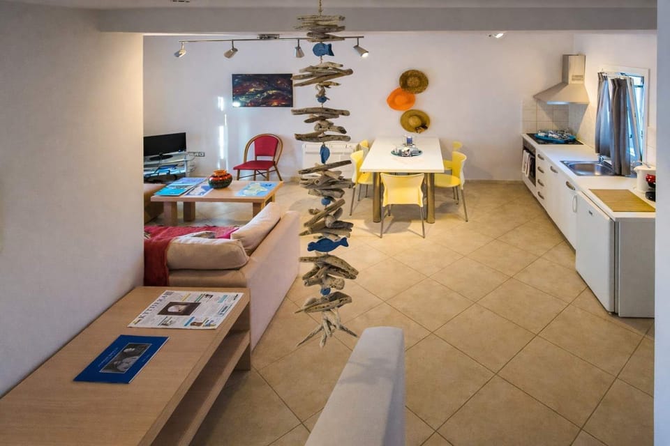 Bright dining area with modern island style