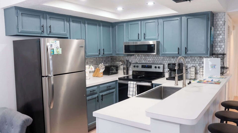 Apartment, Multiple Beds, Kitchen, Pool View (Fiesta Sol #216) | Private kitchen