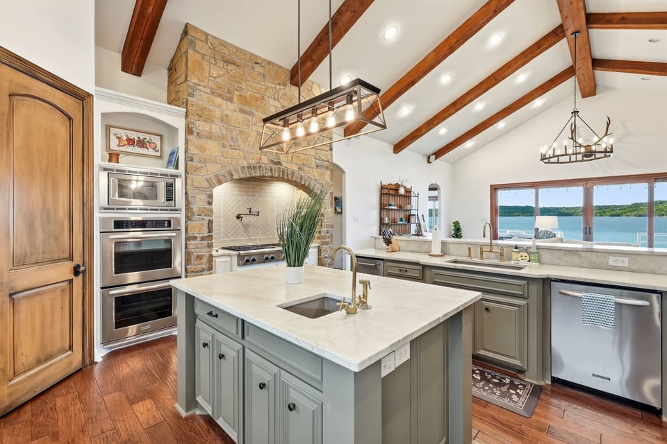 Fully stocked kitchen with basic needs