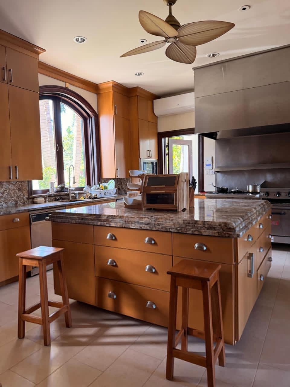 House, Accessible | 6 bedrooms, high-speed internet