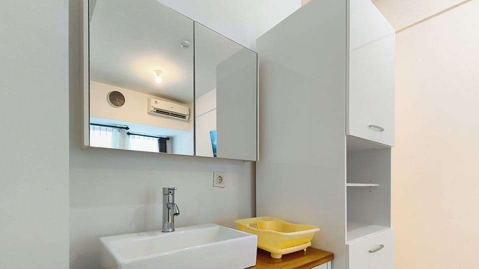 Standard Studio | Private kitchen | Electric kettle