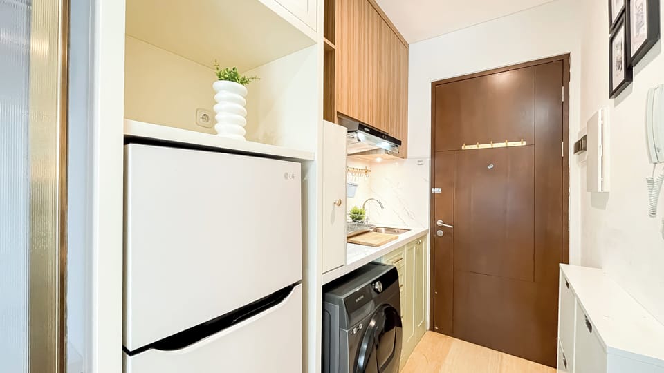 Standard Studio | Private kitchen | Electric kettle