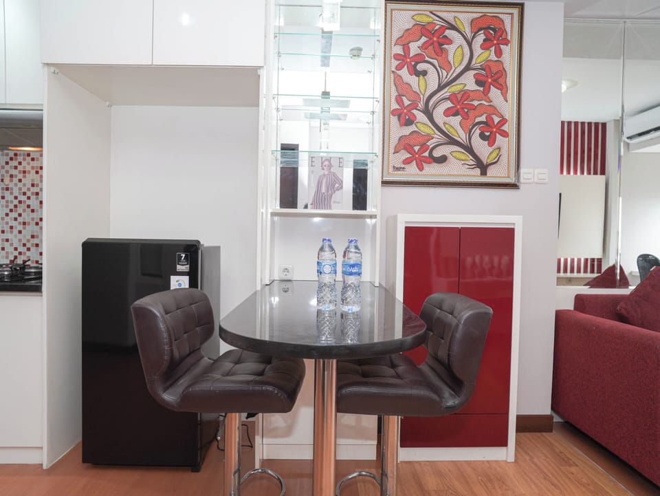 Standard Apartment | Dining room