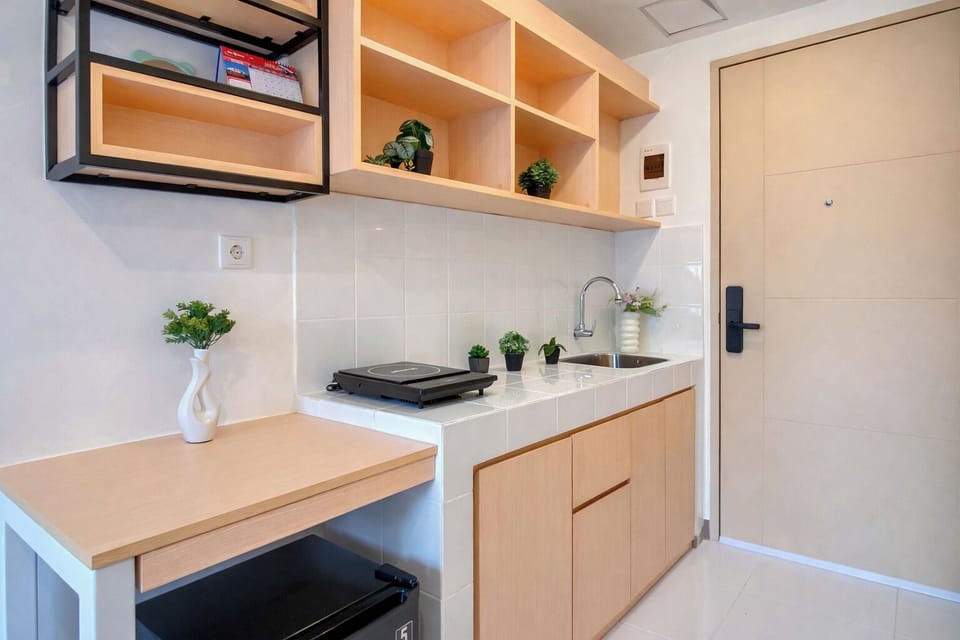 Standard Studio Suite | Private kitchen | Electric kettle