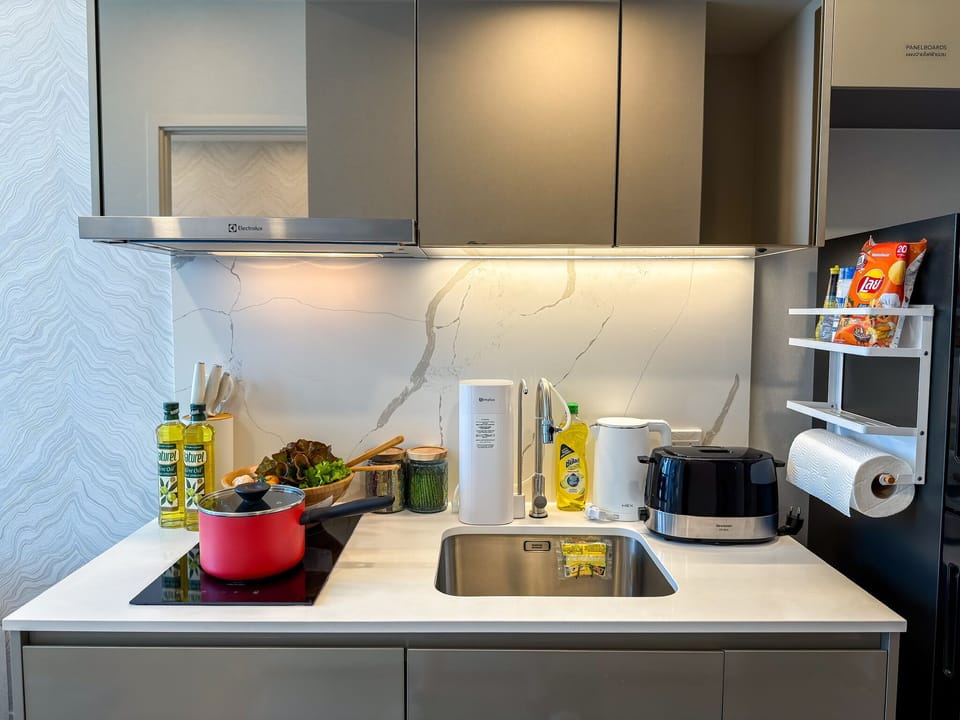 Apartment, 1 Bedroom, Balcony, Garden View | Interior
