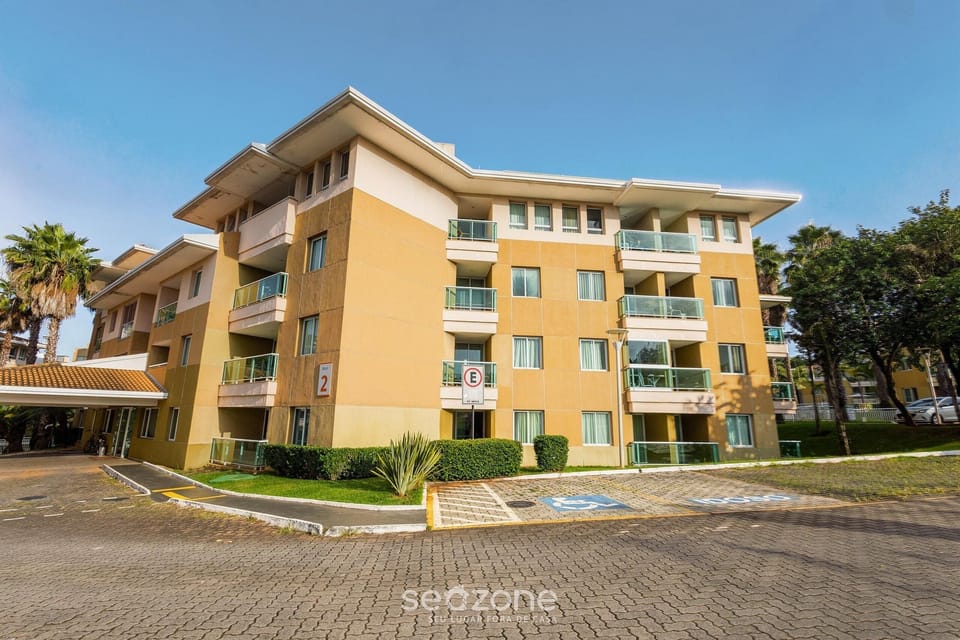 Basic Apartment | Exterior