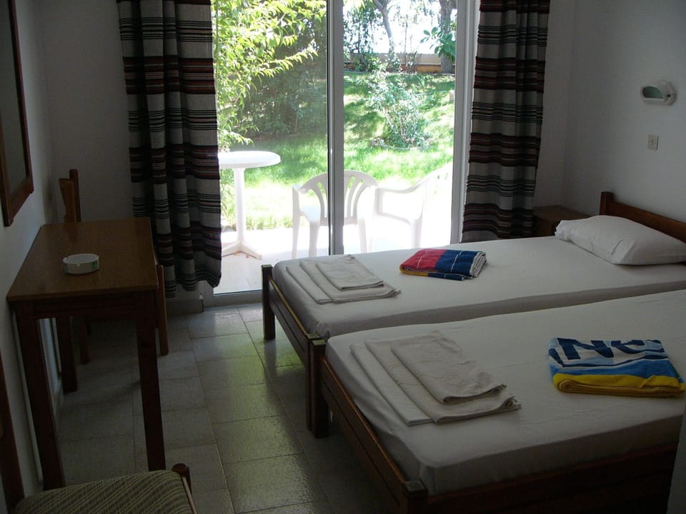 Triple Room, Garden View, Ground Floor (Terrace) | Free cribs/infant beds