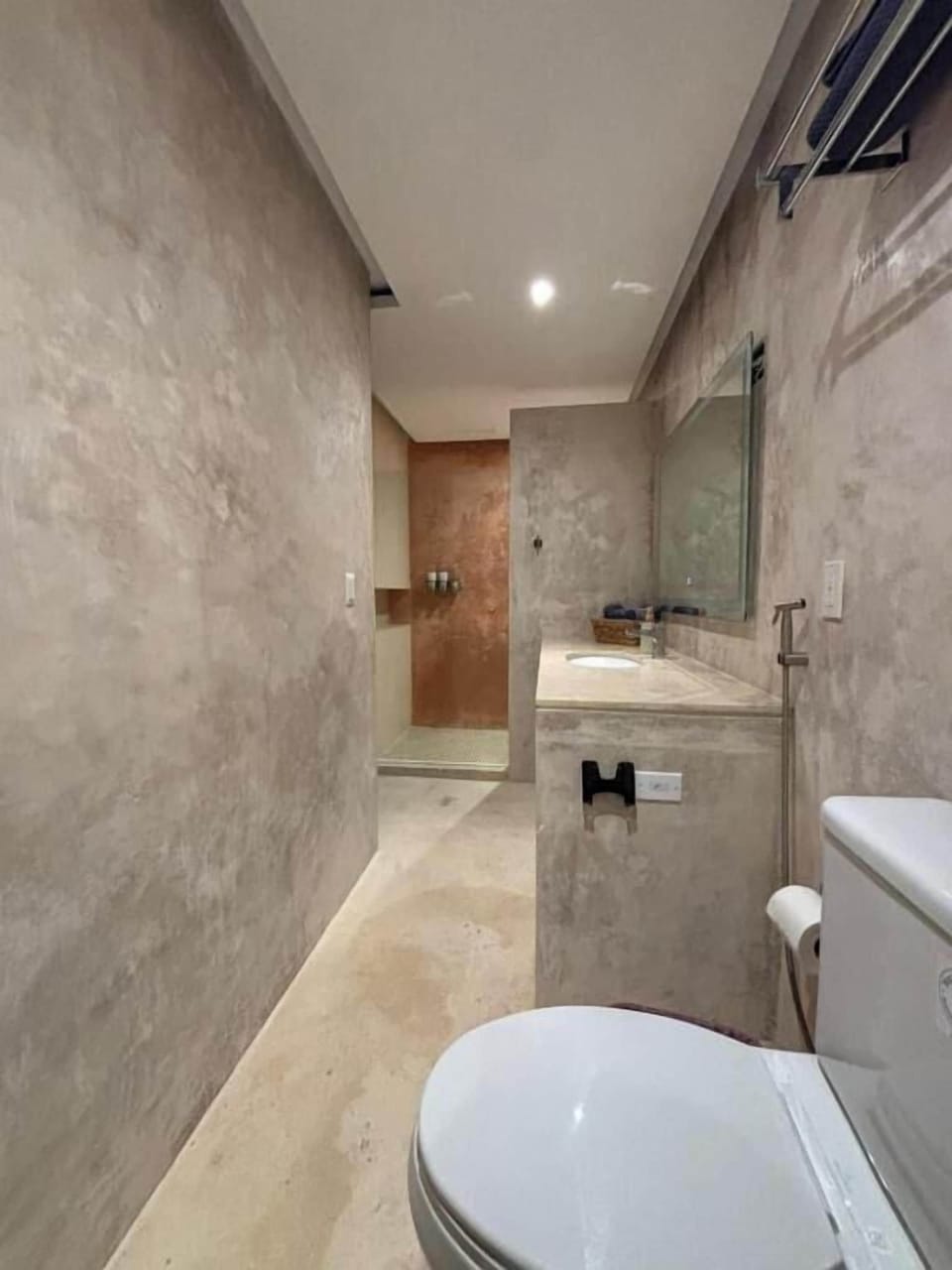 Family Room | Bathroom | Bidet