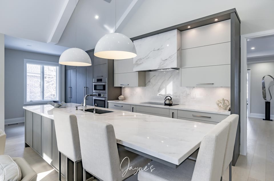 Kitchen &amp; Bar Seating