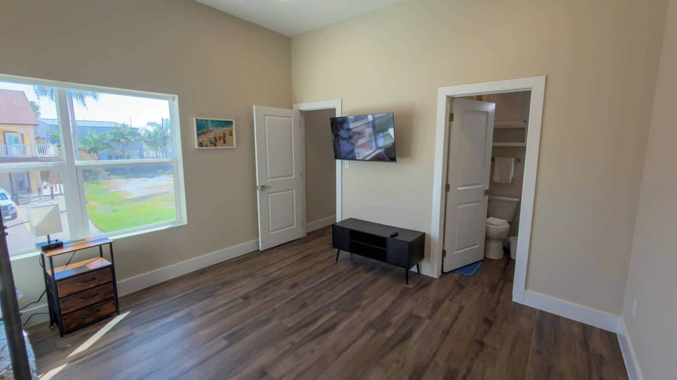 Townhome, Multiple Beds, Pool Access, Pool View (Pike Street Beachwalk) | Interior