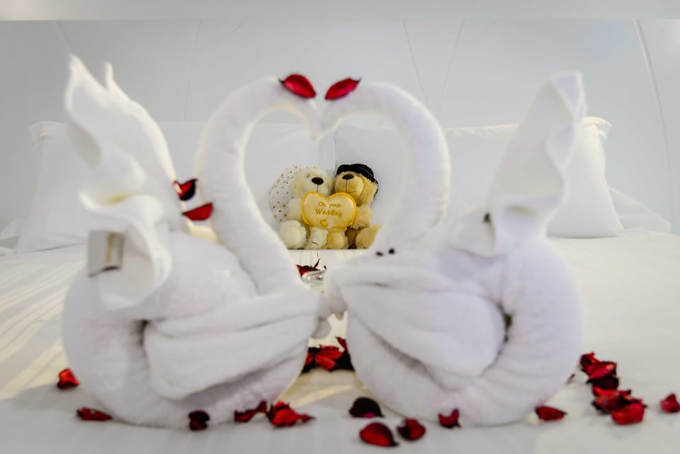 Executive Suite, 1 King Bed | Premium bedding, minibar, desk, laptop workspace