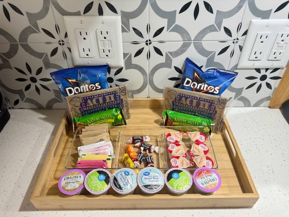 Studio, 1 Bedroom | Food and drink