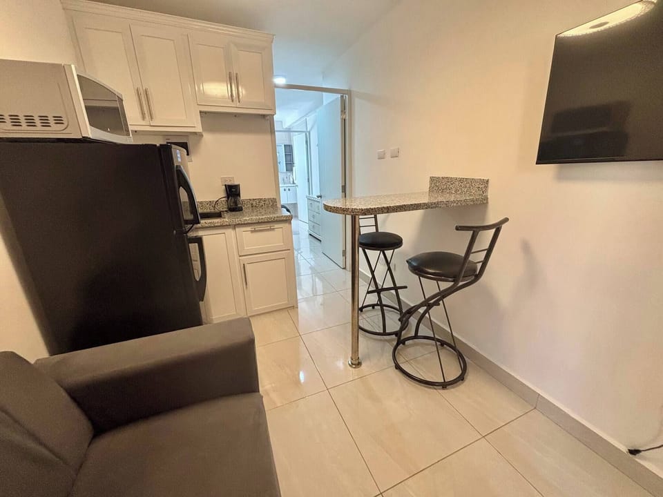 Apartment, 1 Bedroom, Patio | Interior