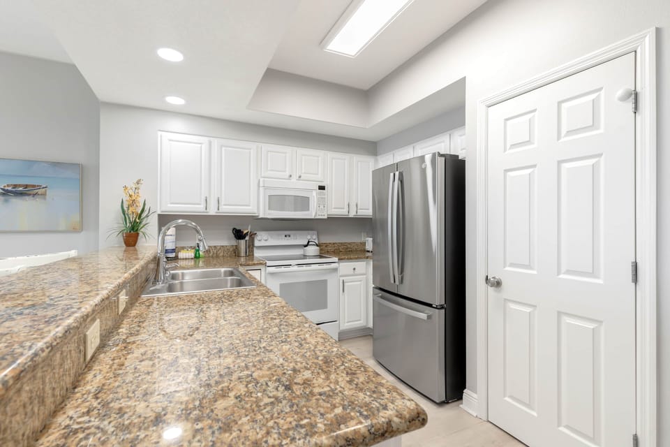 Well appointed kitchen!