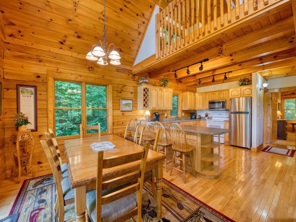 Dining Room | Open to Kitchen