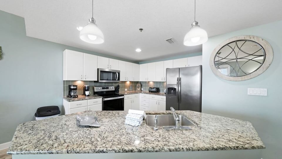 Beautiful kitchen with granite countertops