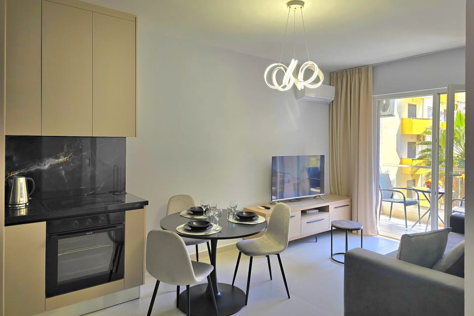 Kitchen and dining area