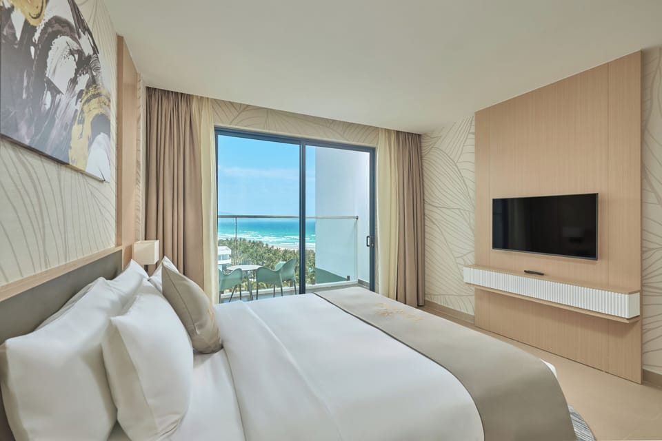 Suite, 1 Bedroom, Sea View | Beach/ocean view
