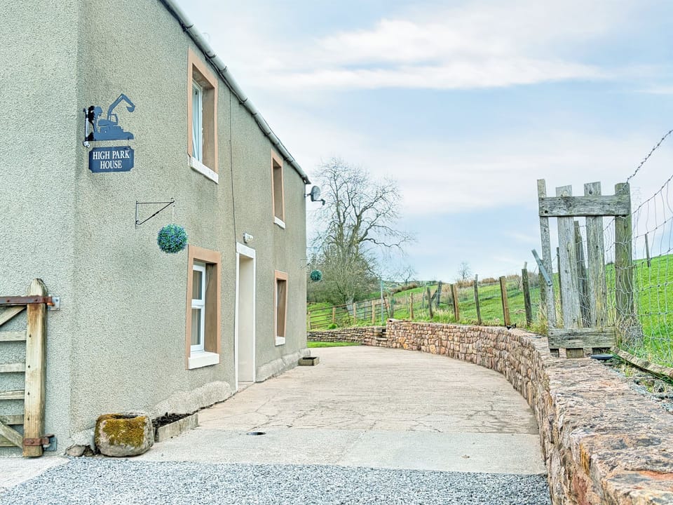 Exterior | High Park House, Brough