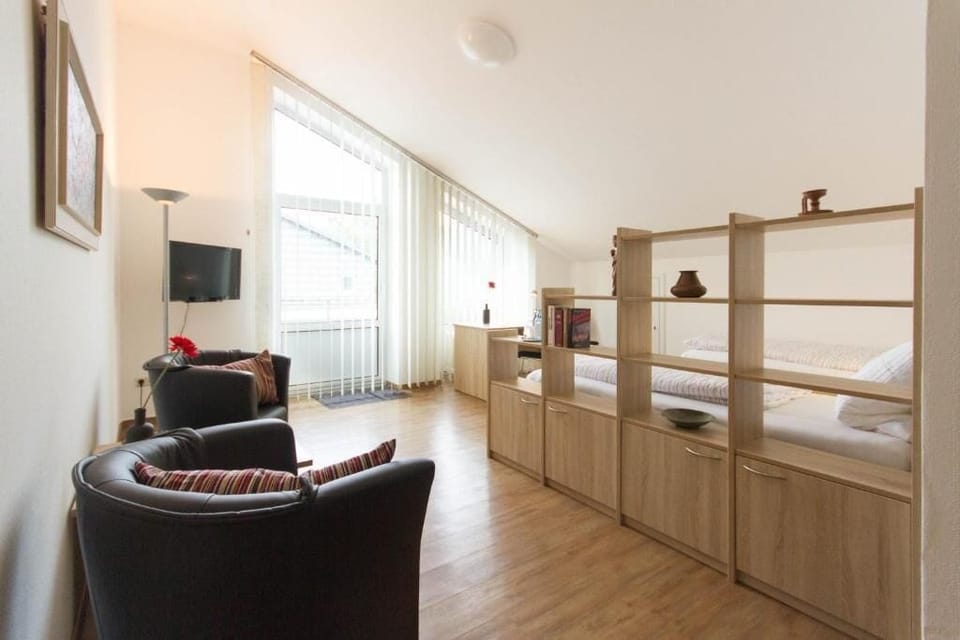 Double or Twin Room | Laptop workspace, blackout drapes, free WiFi, bed sheets