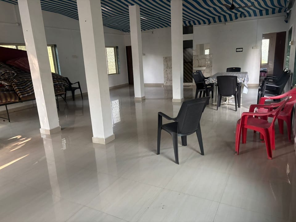 Villa | Dining